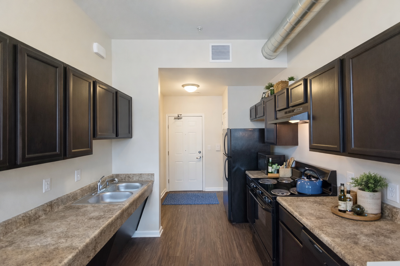 Studio 531 - Photo 5 of 47