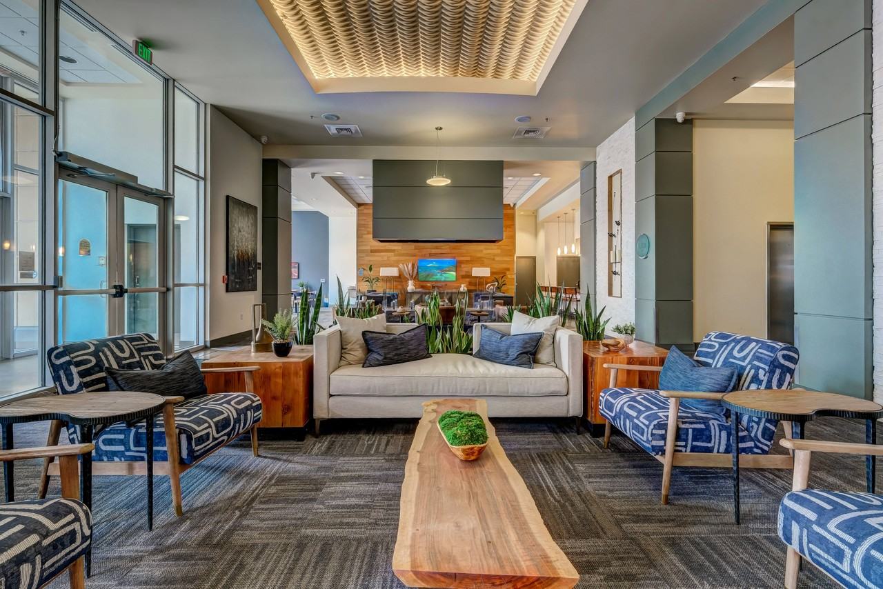 2020 Lawrence - Photo 3 of 41