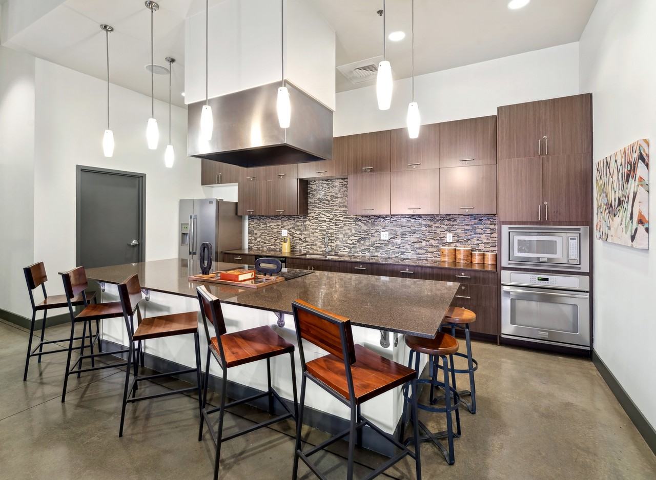 2020 Lawrence - Photo 5 of 41