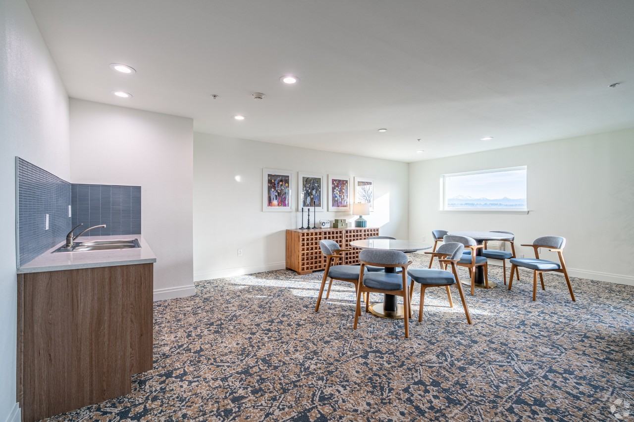 Vintage at Marine View Senior 55+ - Photo 3 of 25