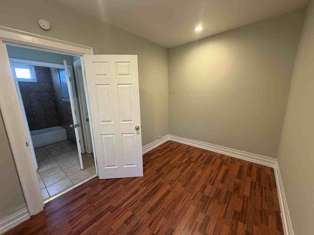 232 Dewitt St #2 - Photo 4 of 10