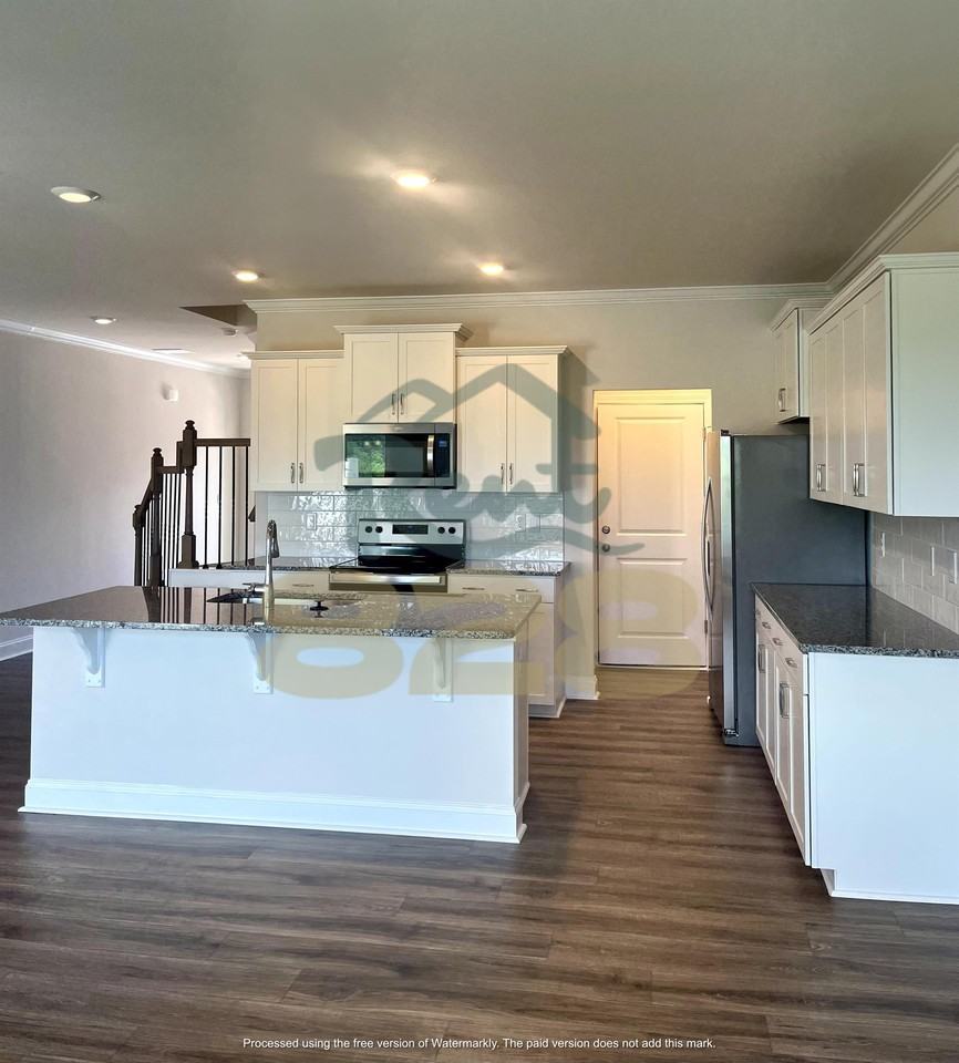 146 Creekview Rd #1 - Photo 2 of 35
