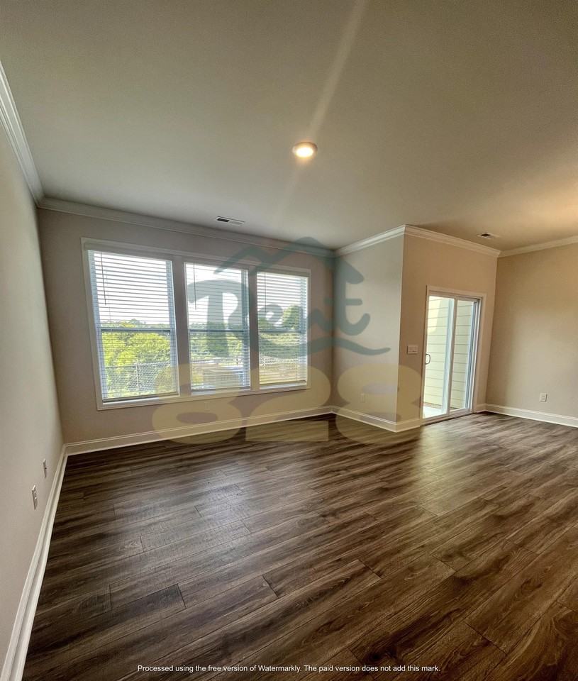146 Creekview Rd #1 - Photo 3 of 35