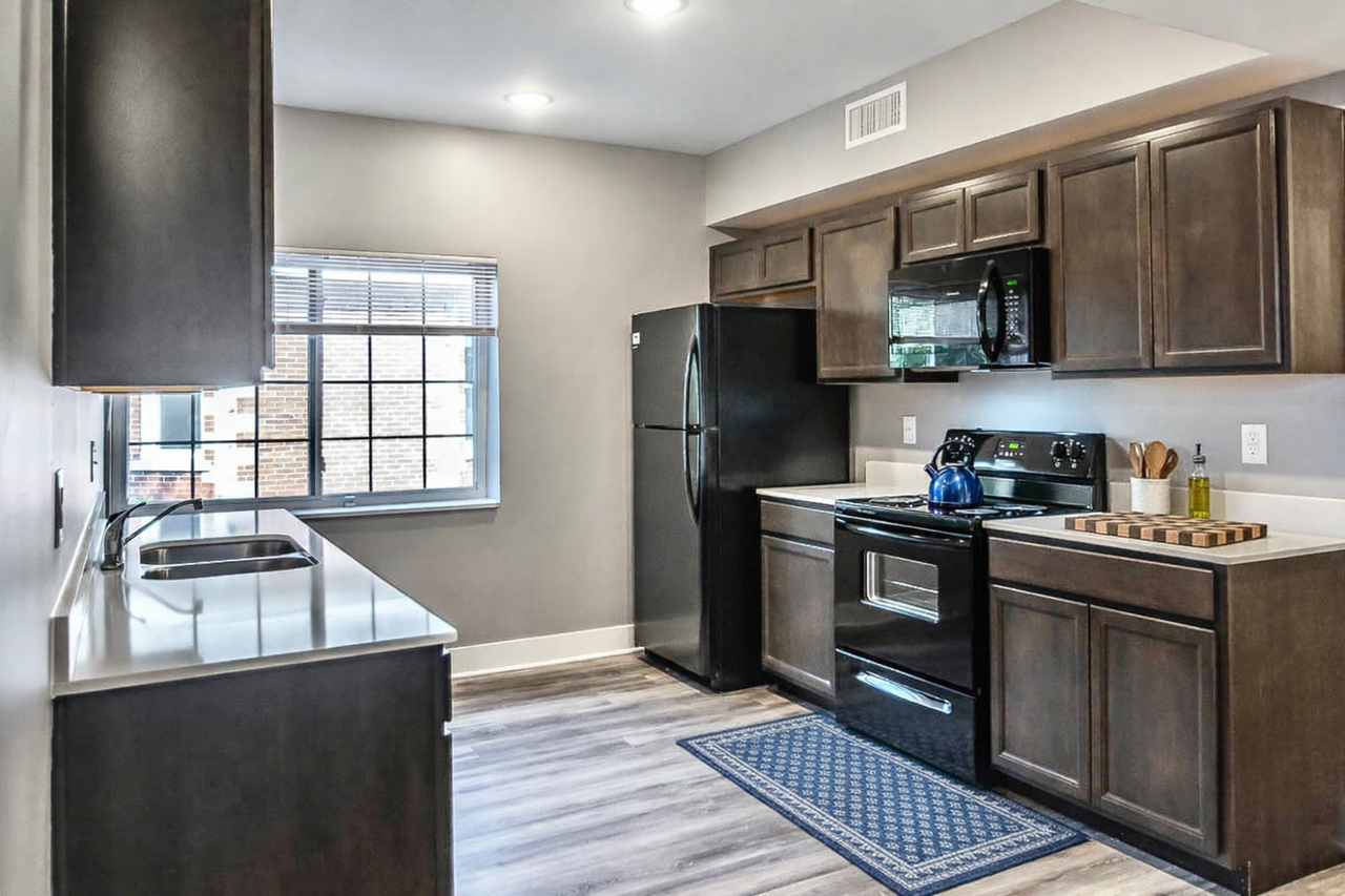 Kirkwood Towers - Photo 4 of 13