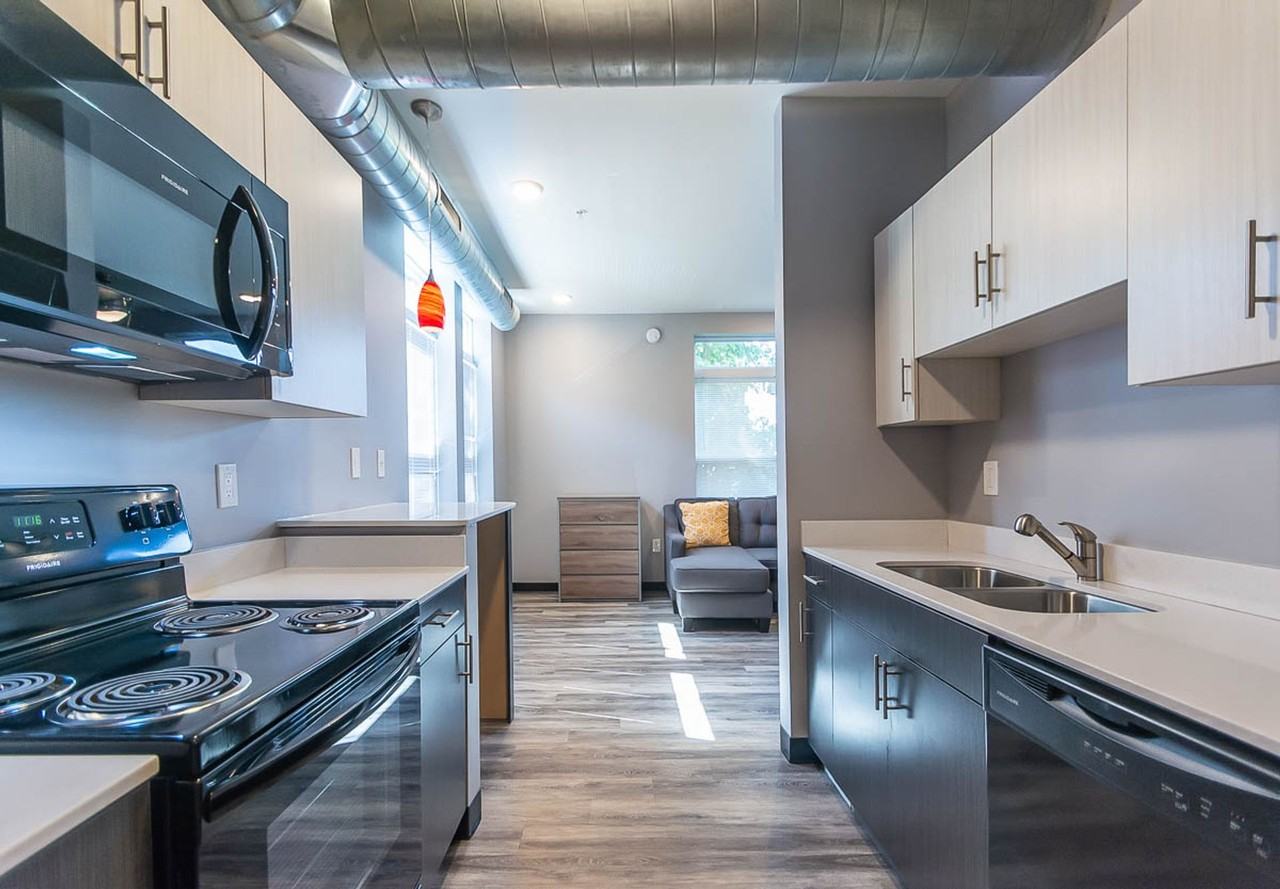 Tech Park Apartments - Photo 3 of 50