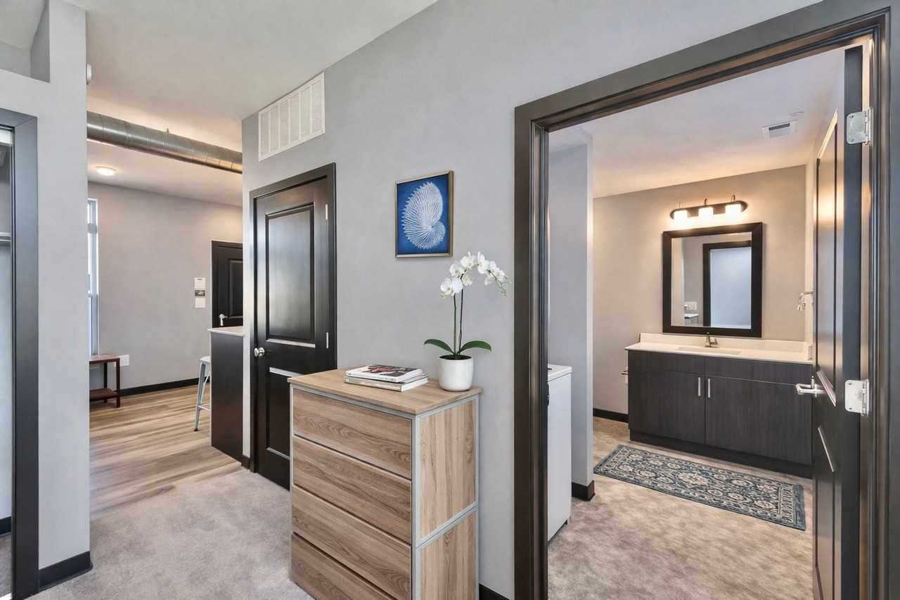 Tech Park Apartments - Photo 4 of 50