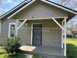 featured image of 493 New Lane St