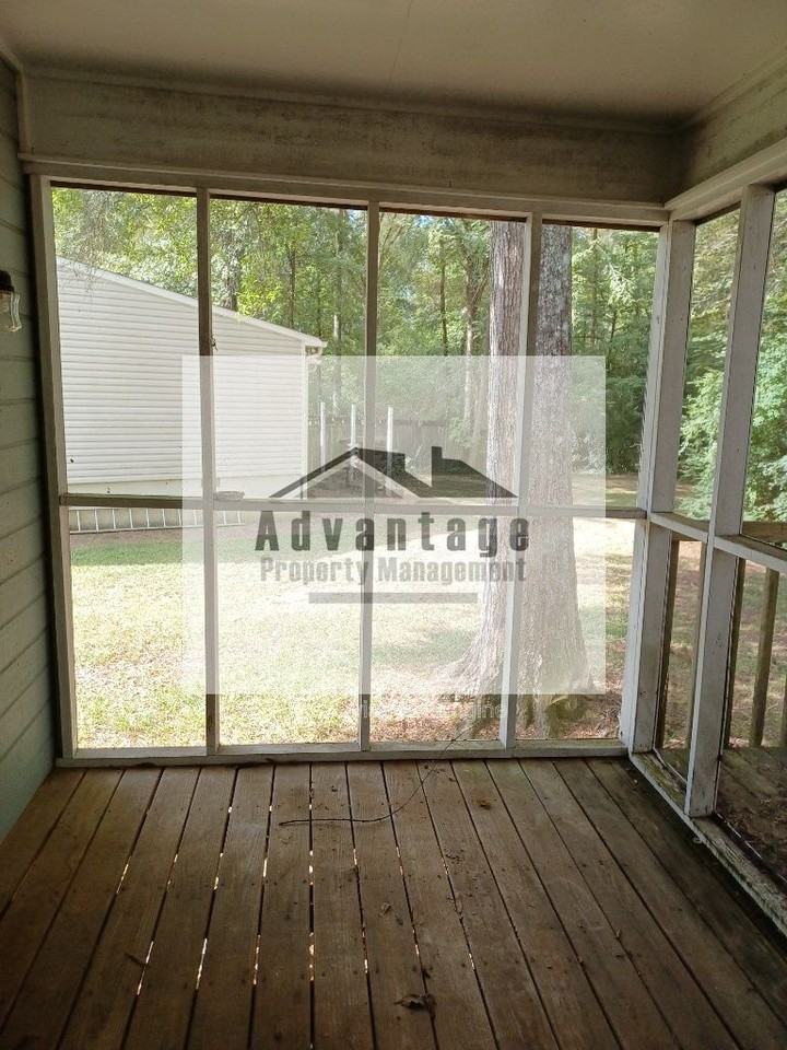 130 Wesleyan Way - Photo 7 of 8