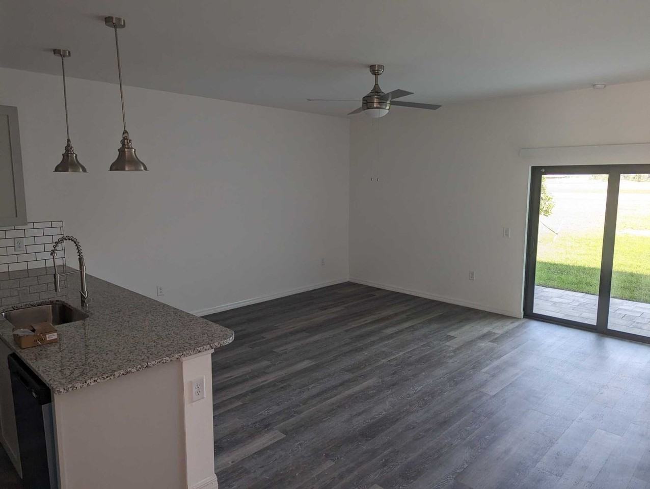 2317 Ne 15th Ln - Photo 5 of 14