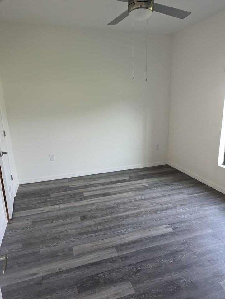 2317 Ne 15th Ln - Photo 7 of 14