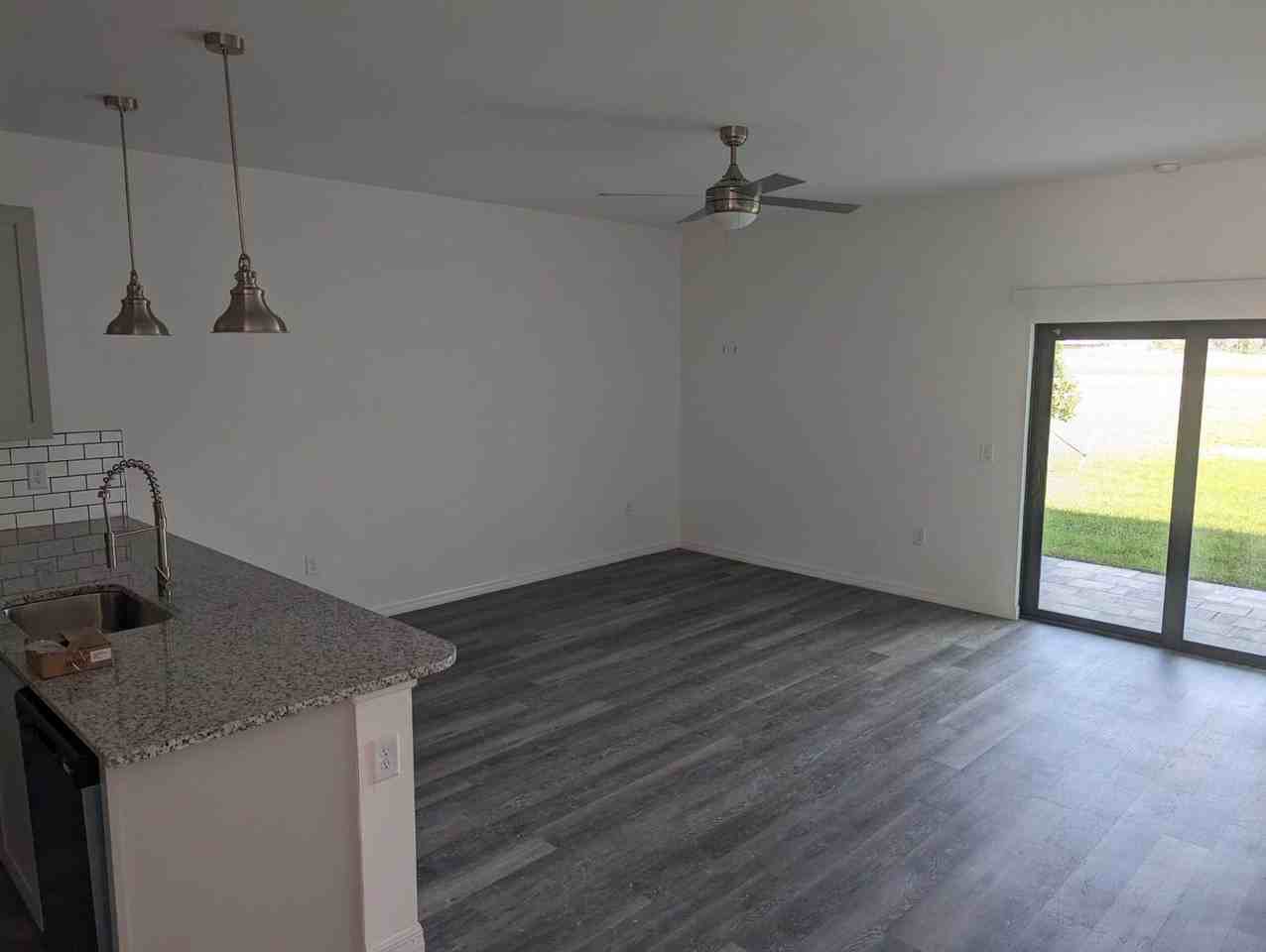 2315 Ne 15th Ln - Photo 5 of 14