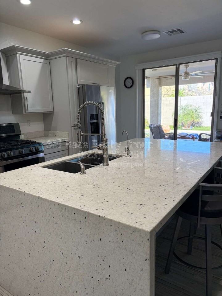 3033 N 145th Ln - Photo 3 of 14