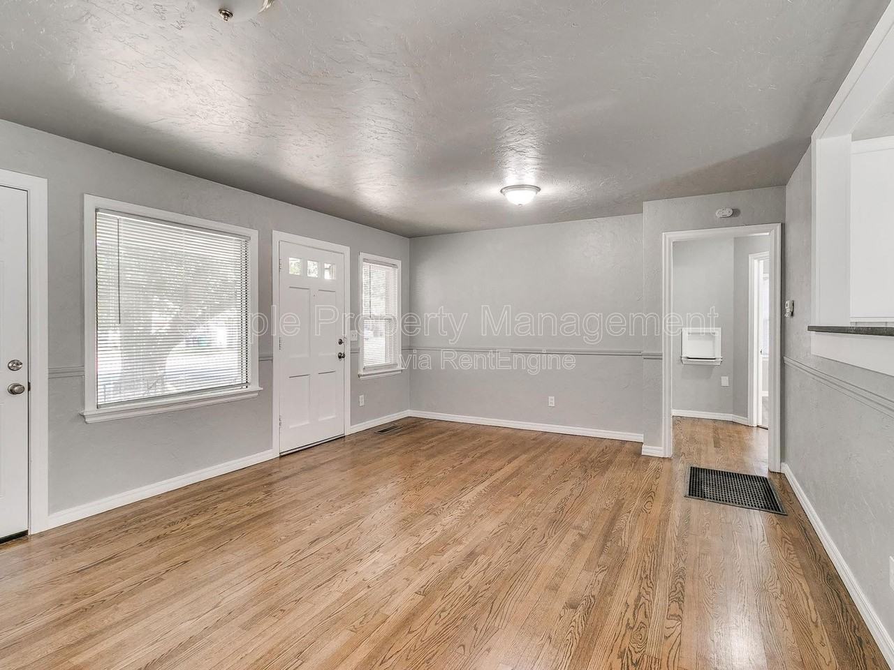 3916 Nw 24th St - Photo 2 of 21