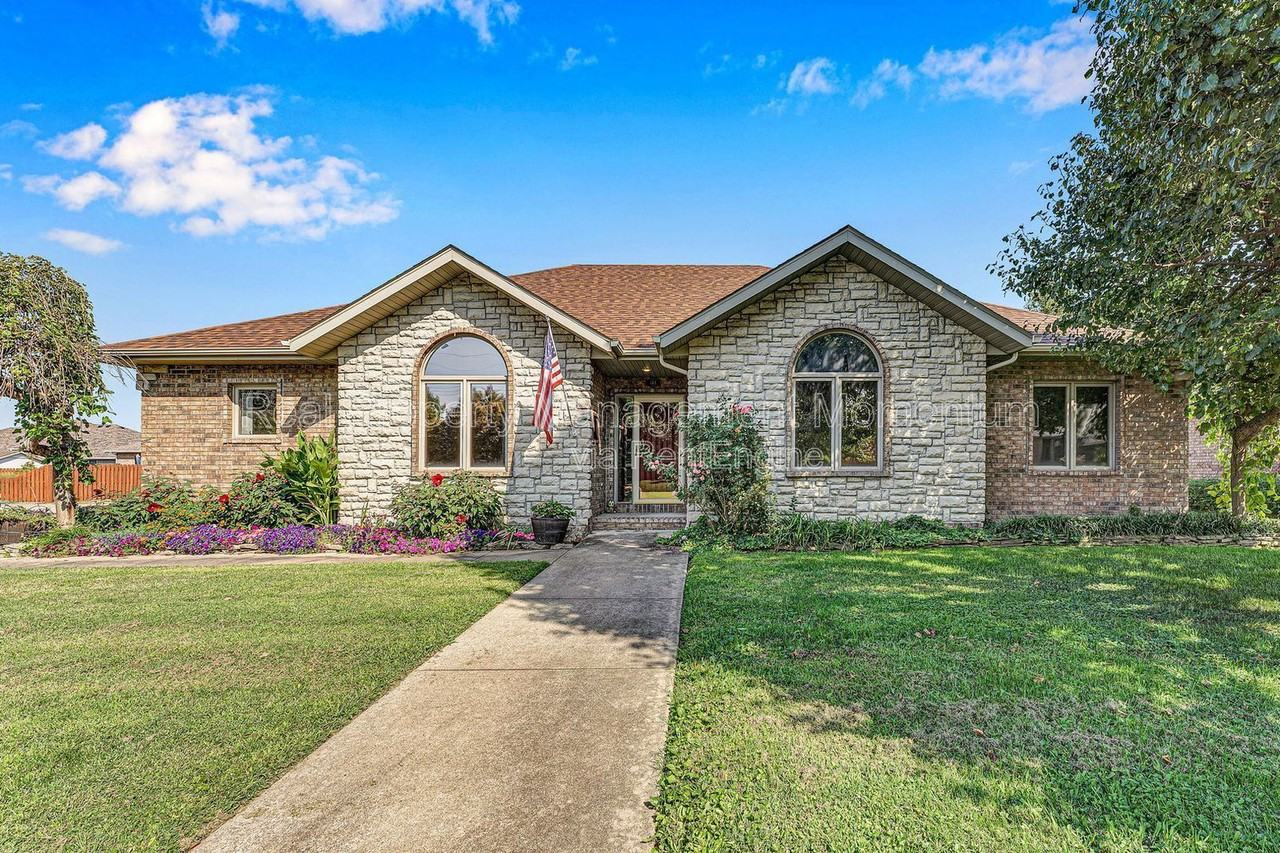 514 N Ellen St - Photo 2 of 41