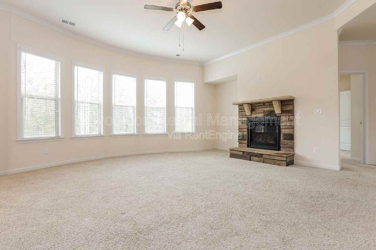 3627 Parkside View Blvd - Photo 4 of 17