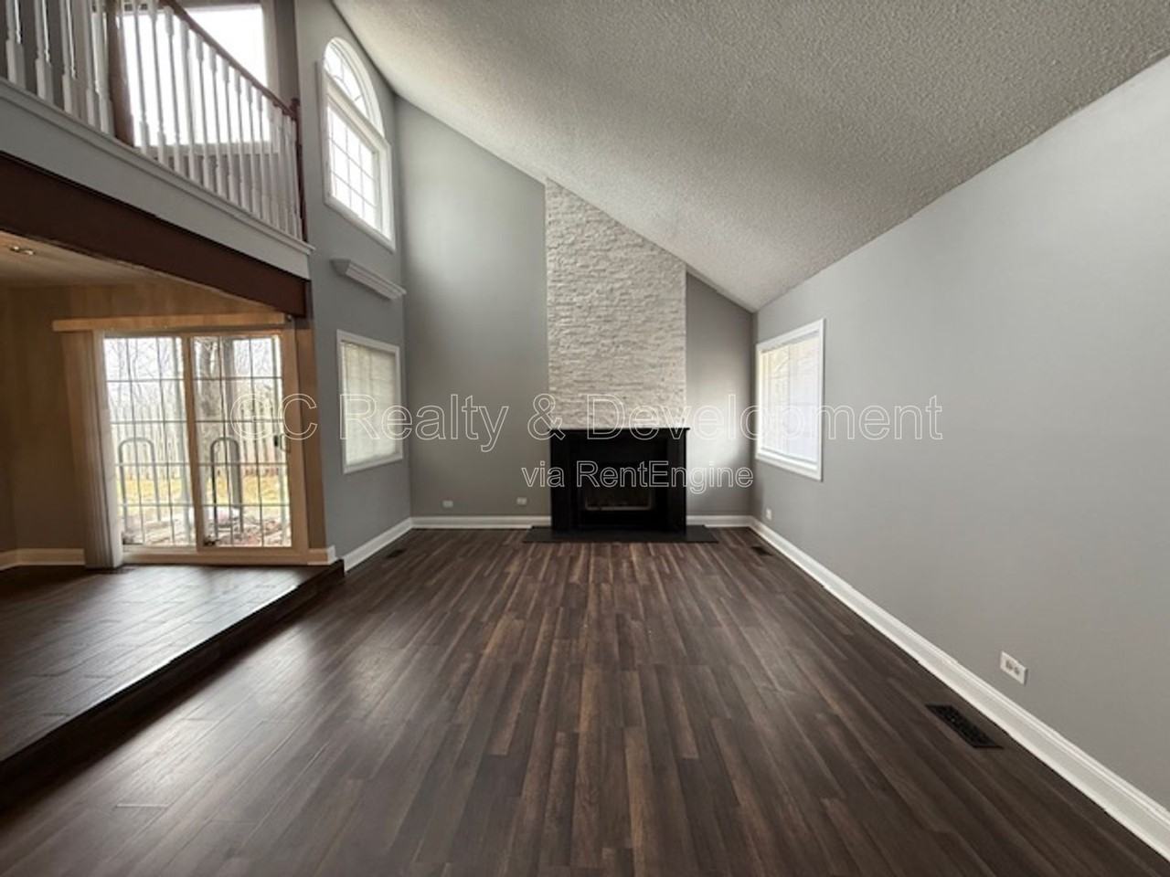 1540 W Beverly Cir - Photo 5 of 28