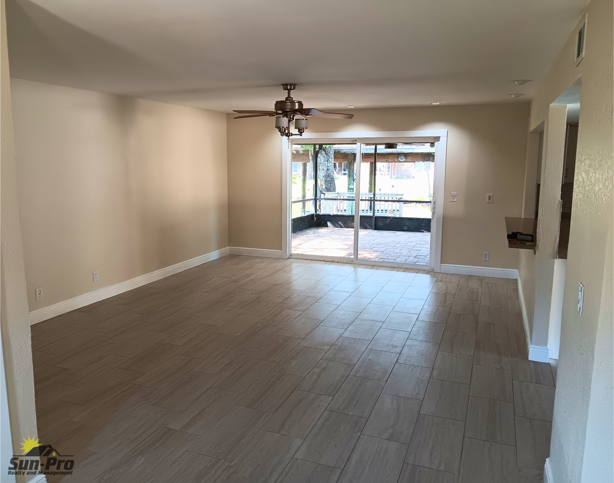 9 Waterberry Cir - Photo 5 of 24