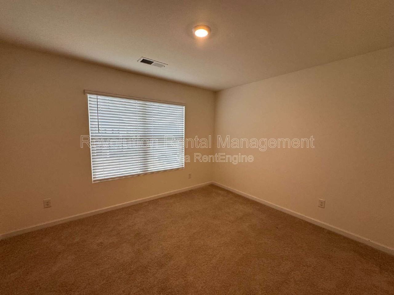 83 Echo Ct - Photo 6 of 13