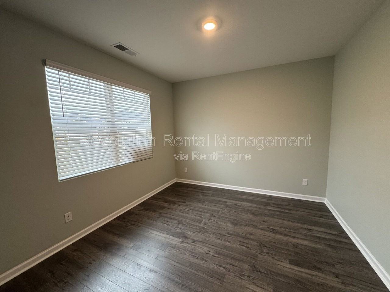 83 Echo Ct - Photo 7 of 13