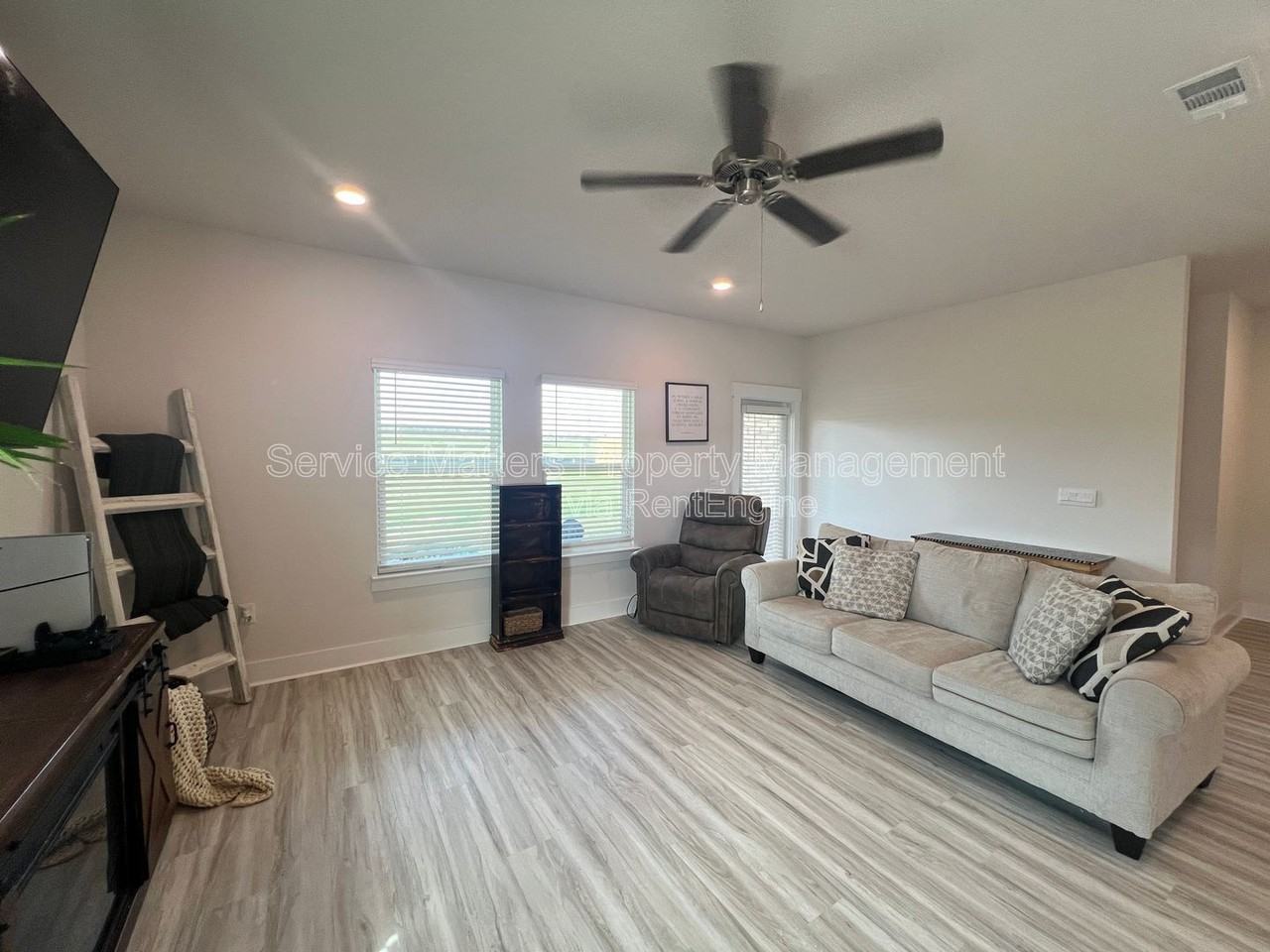 5964 Sargassum Ln - Photo 7 of 47