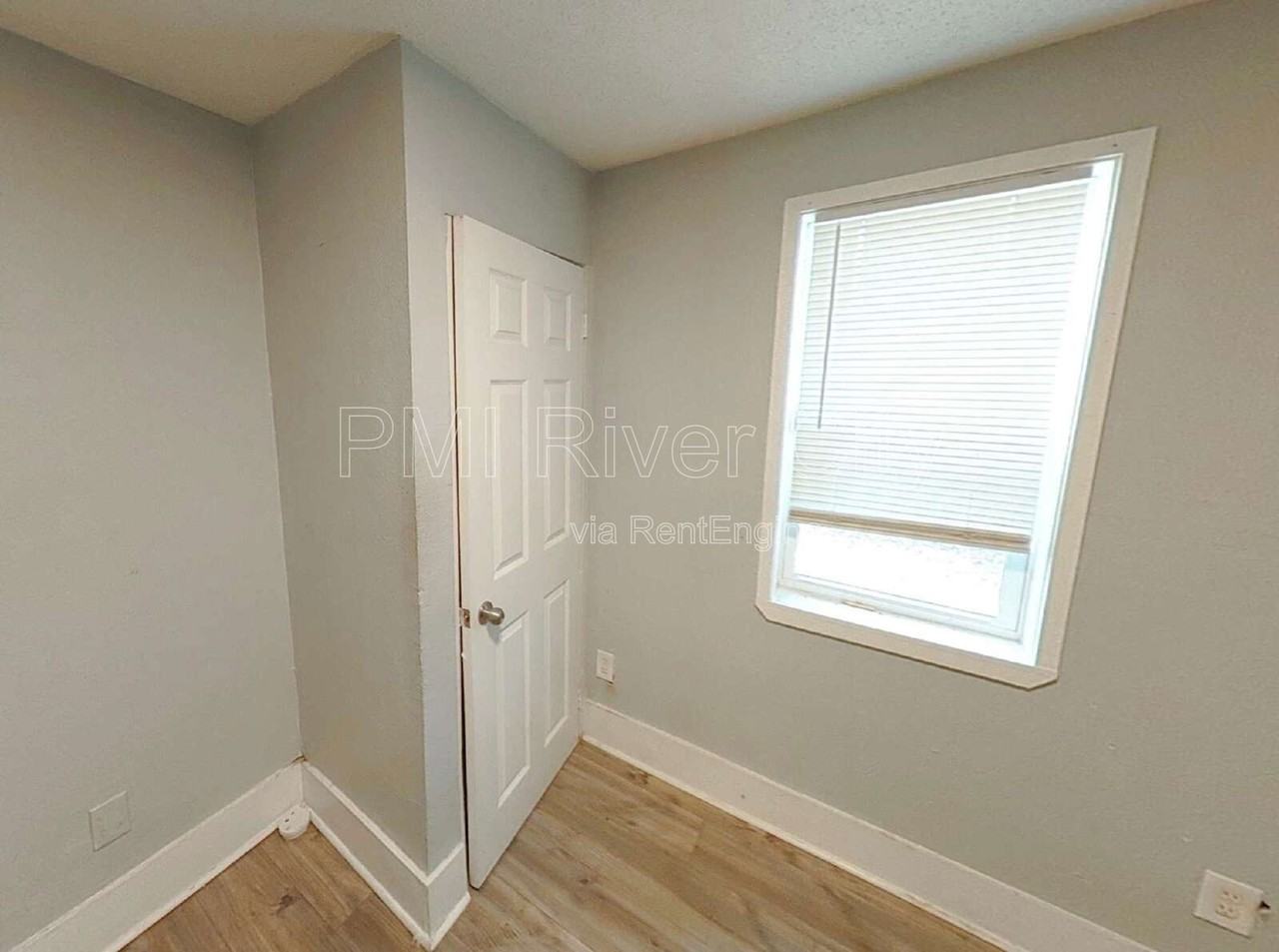 1331 W 25th St - Photo 5 of 15