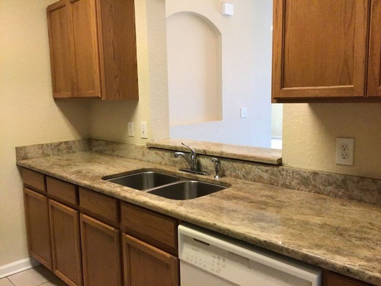 6240 Contessa Dr #303 - Photo 6 of 21