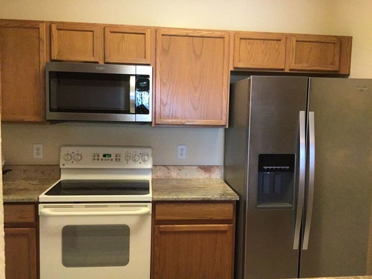 6240 Contessa Dr #303 - Photo 7 of 21