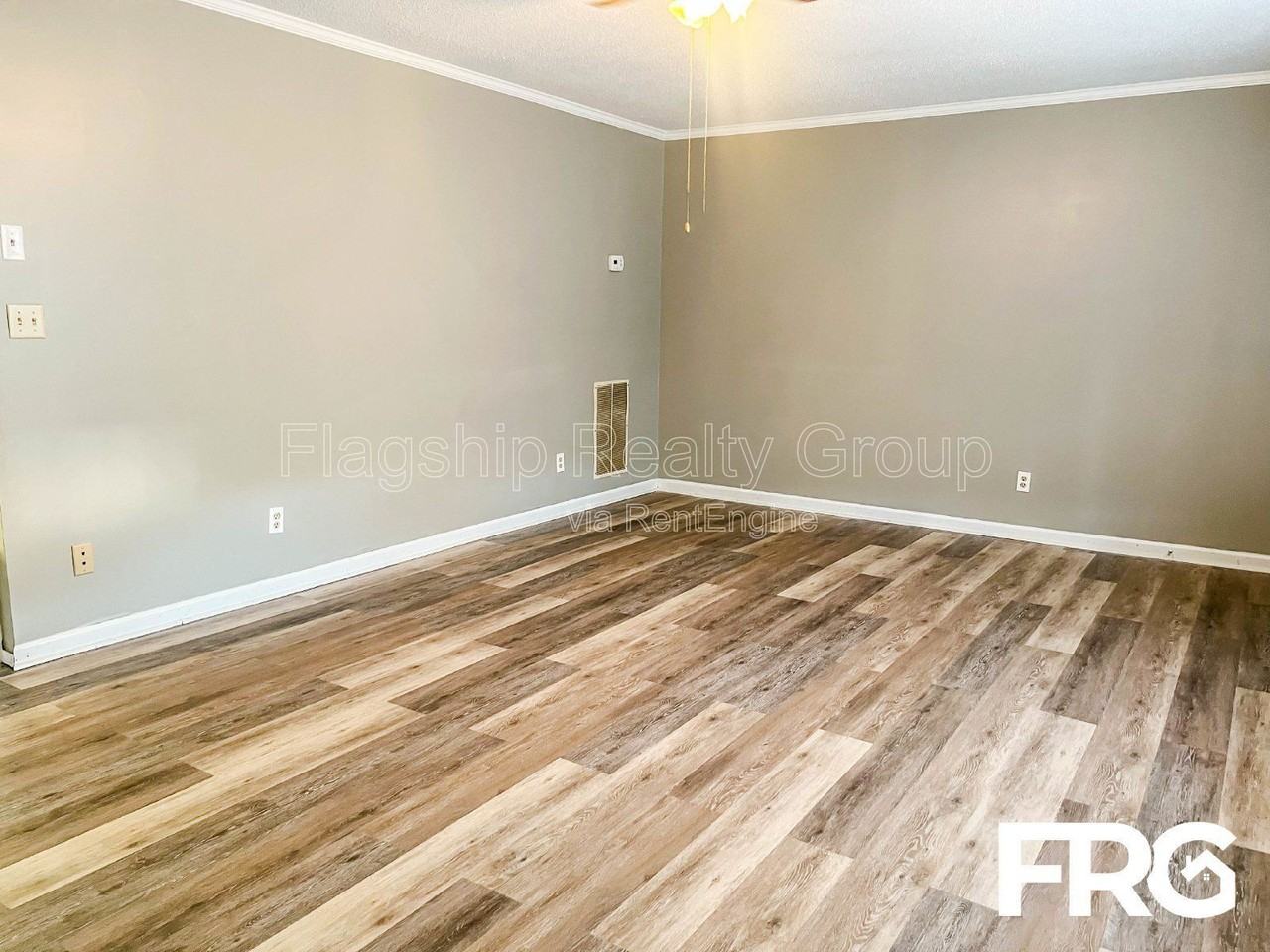 100 Kristin Dr #8F - Photo 4 of 34