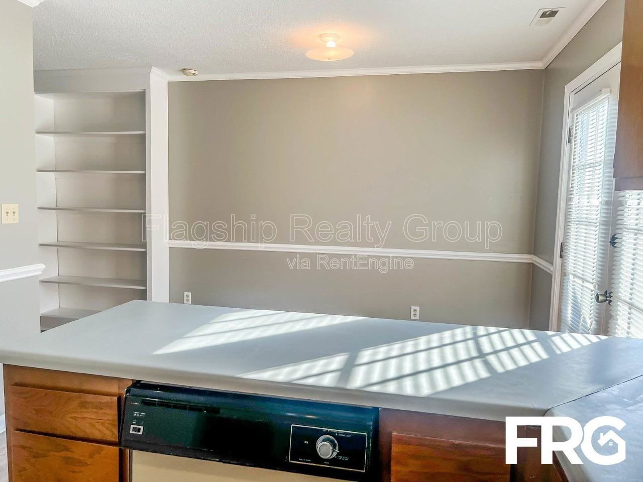 100 Kristin Dr #8F - Photo 6 of 34