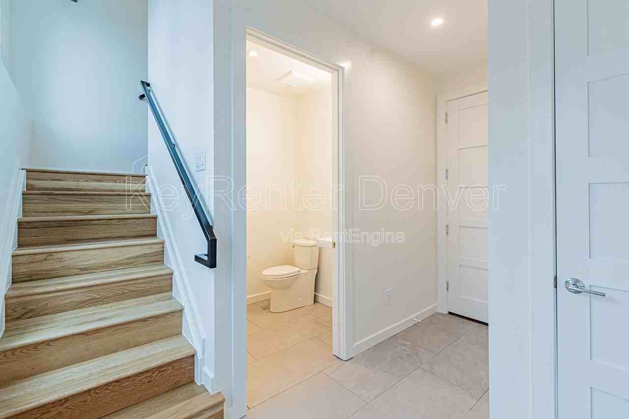 1286 Osceola St - Photo 3 of 25