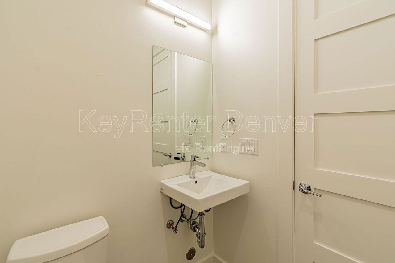 1286 Osceola St - Photo 4 of 25