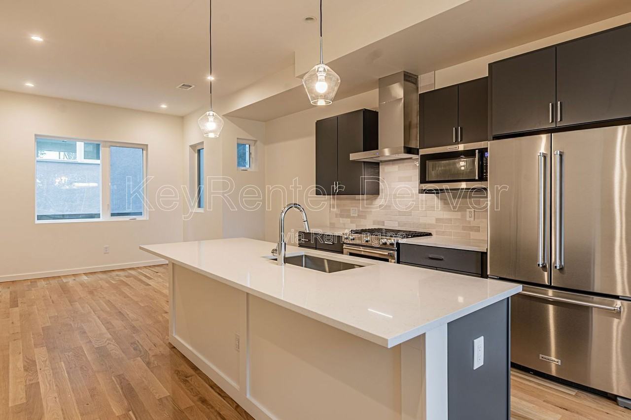 1286 Osceola St - Photo 6 of 25