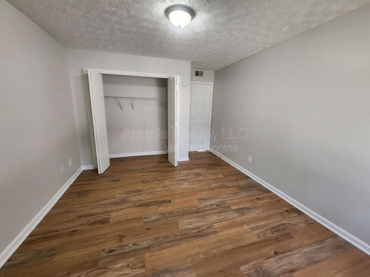 116 Spring Ct #1 - Photo 6 of 10