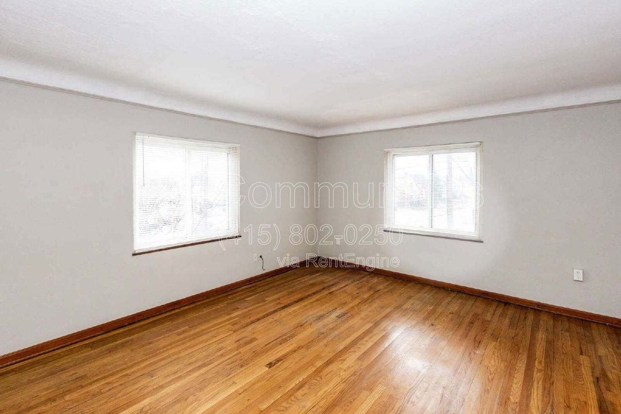 4186 Ridge Rd #6 - Photo 4 of 12