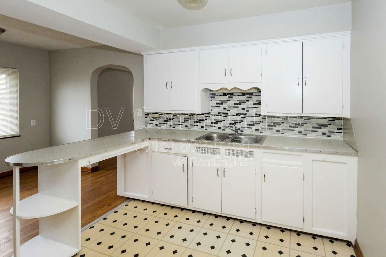 4186 Ridge Rd #6 - Photo 7 of 12