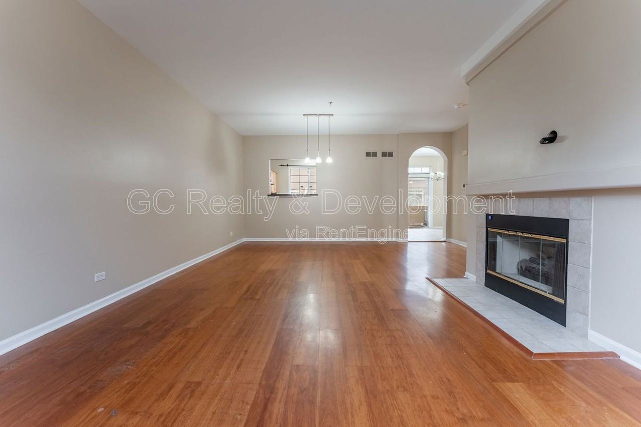 2720 N Greenwood Ave - Photo 5 of 22