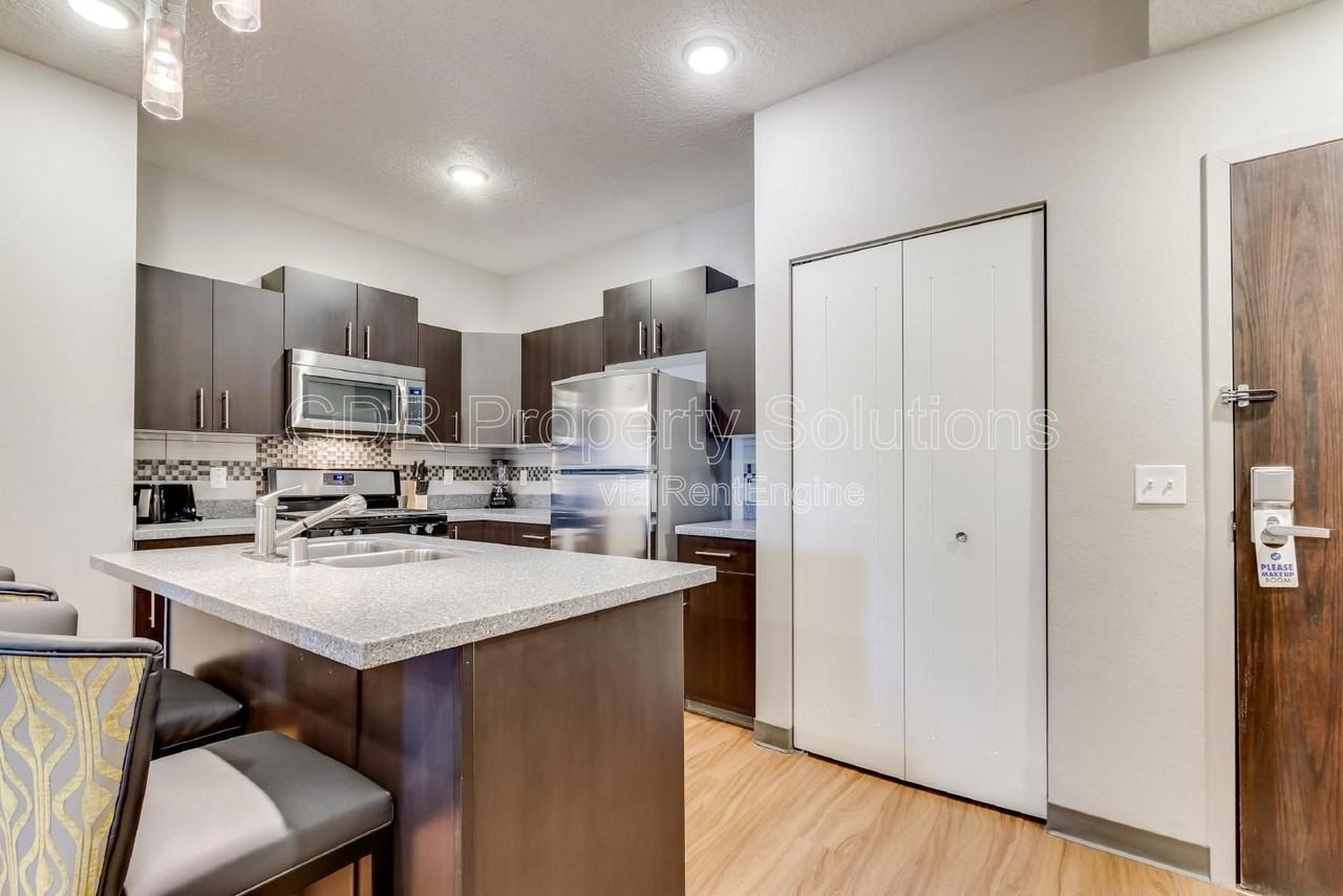 950 4th St Nw #203 - Photo 6 of 24