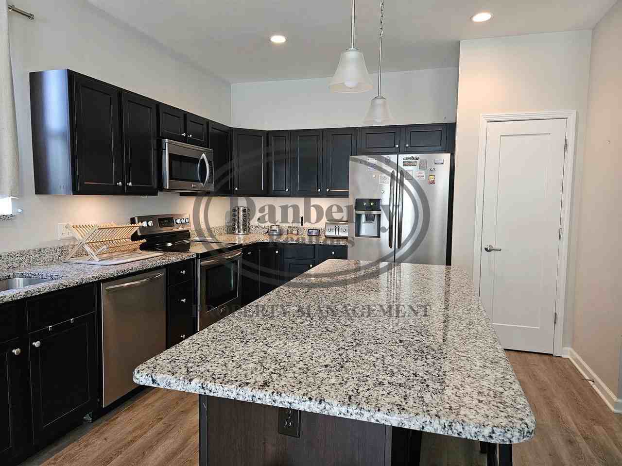 6625 Wesley Dr - Photo 7 of 26