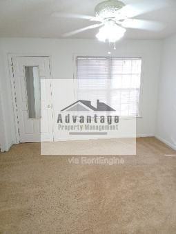 132 Wesleyan Way - Photo 4 of 12