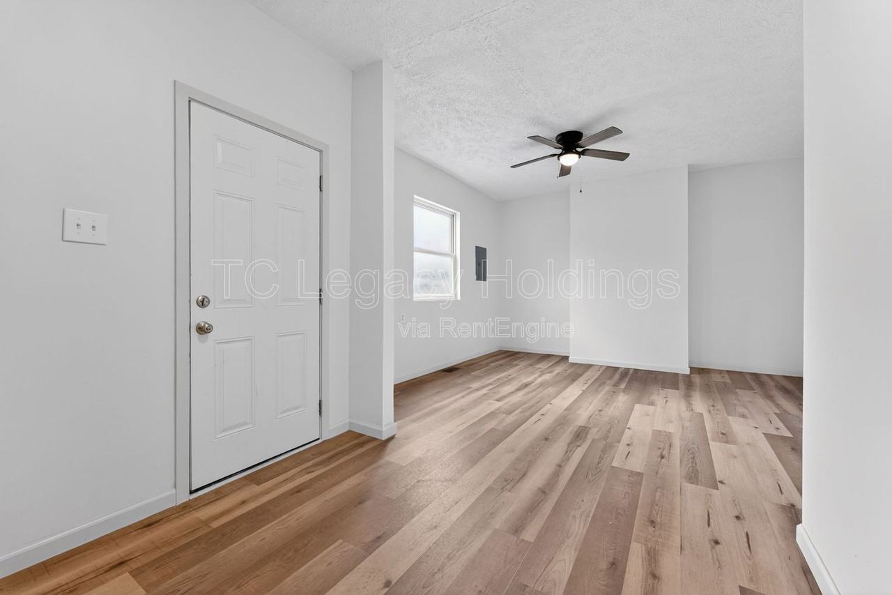 45 Lincoln St - Photo 7 of 36