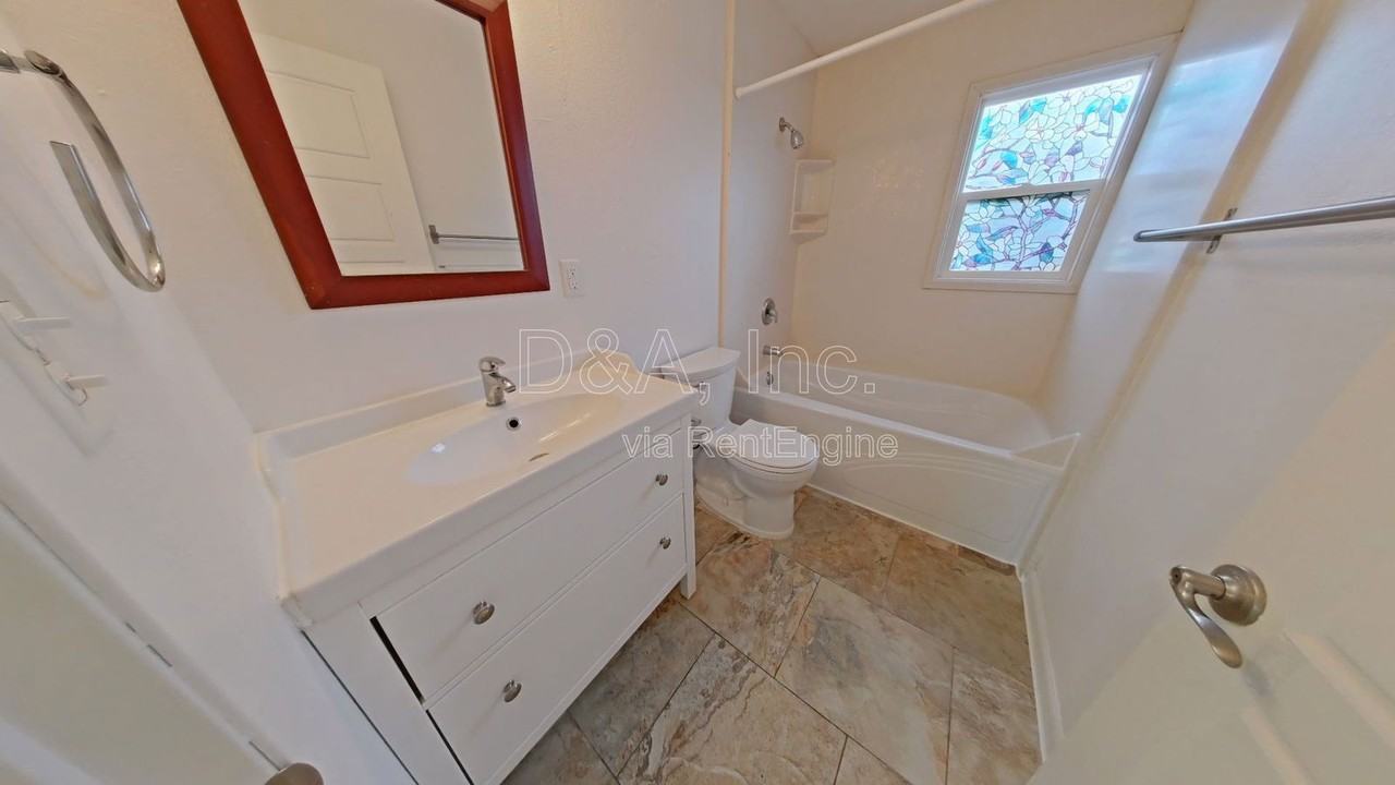 928 Nw Sequoia Ave - Photo 6 of 7