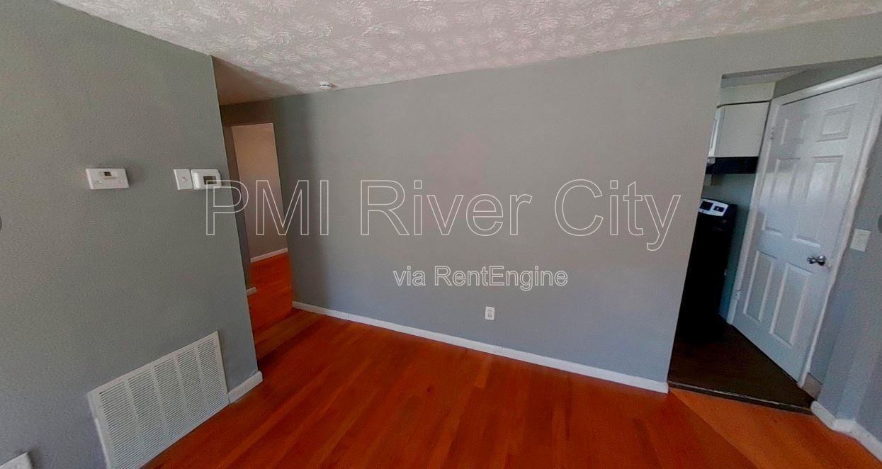 7471 John F Kennedy Dr W - Photo 4 of 24