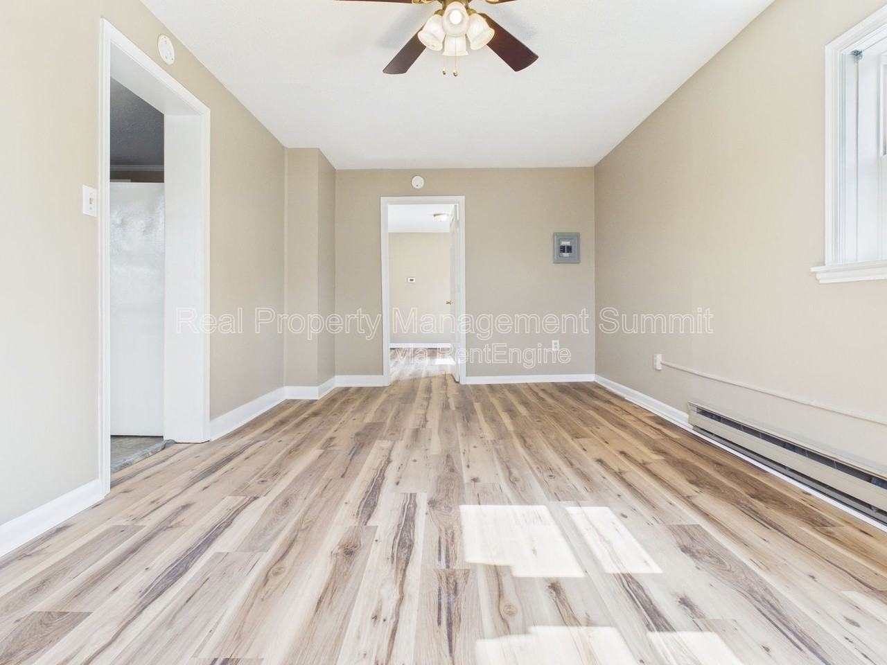 2501 N Augusta St #2 - Photo 7 of 14