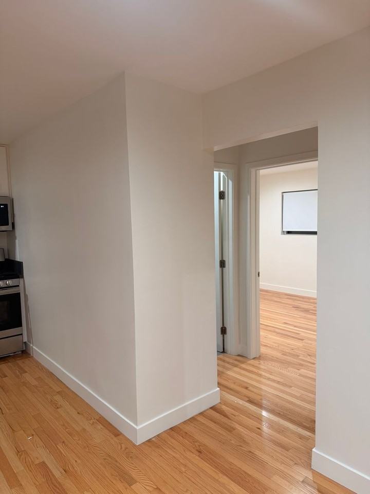 1223 N Ross St #7 - Photo 4 of 11