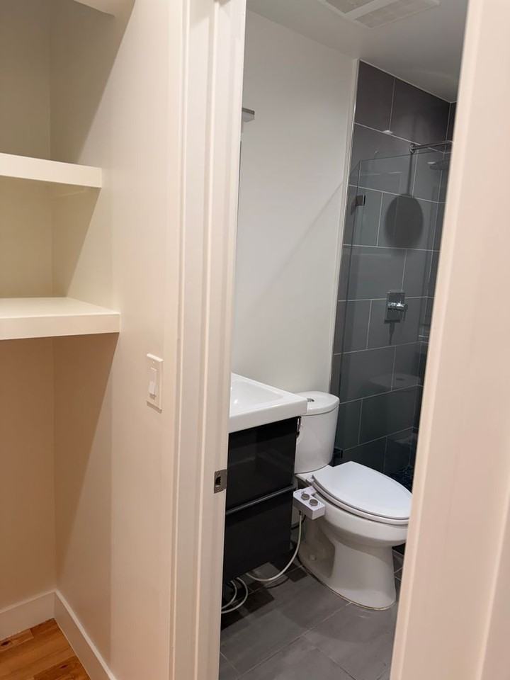 1223 N Ross St #7 - Photo 6 of 11