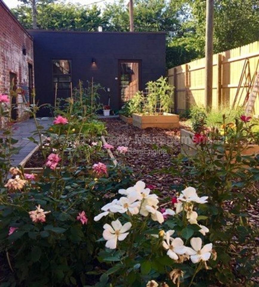 1315 Hull St #207 - Photo 2 of 8