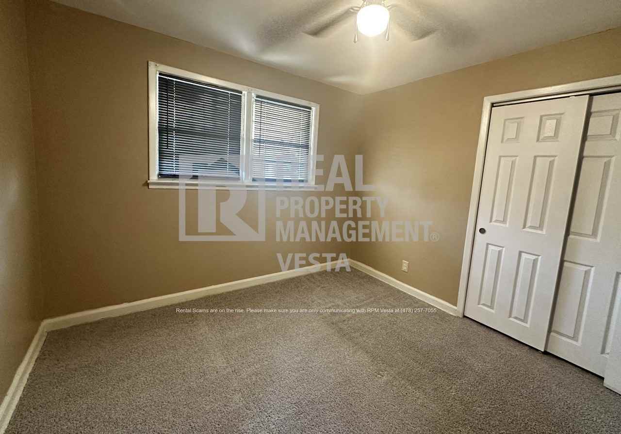 2775 Reynolds Dr - Photo 7 of 15