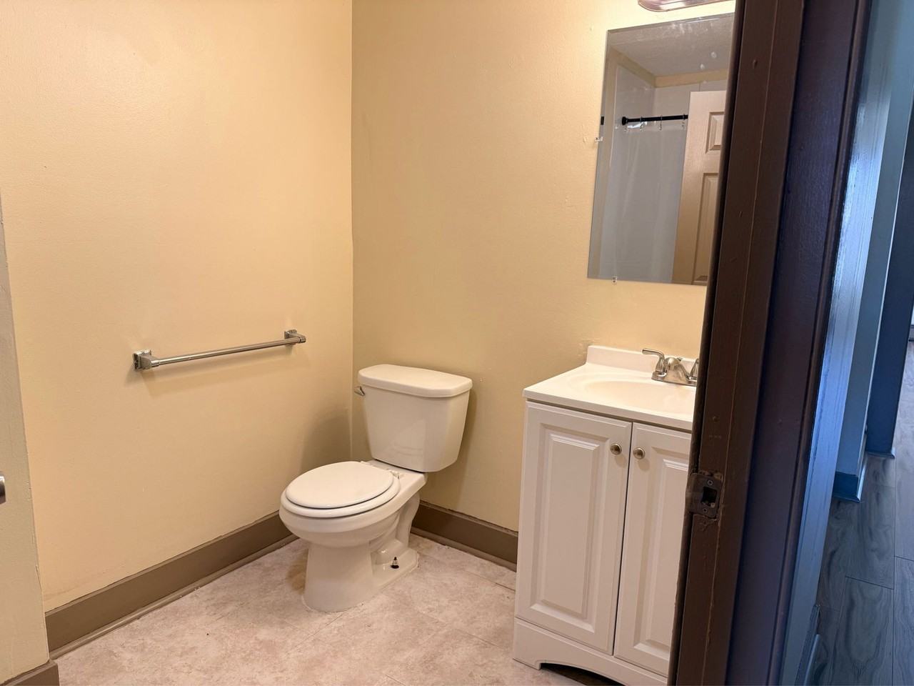 44 Alden St #44A101 - Photo 3 of 6