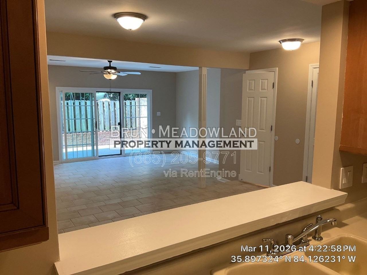 10433 Ravenbrook Ln - Photo 3 of 48