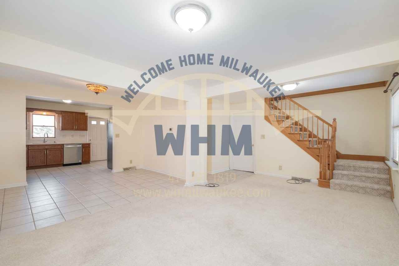 3609 N Murray Ave - Photo 2 of 14